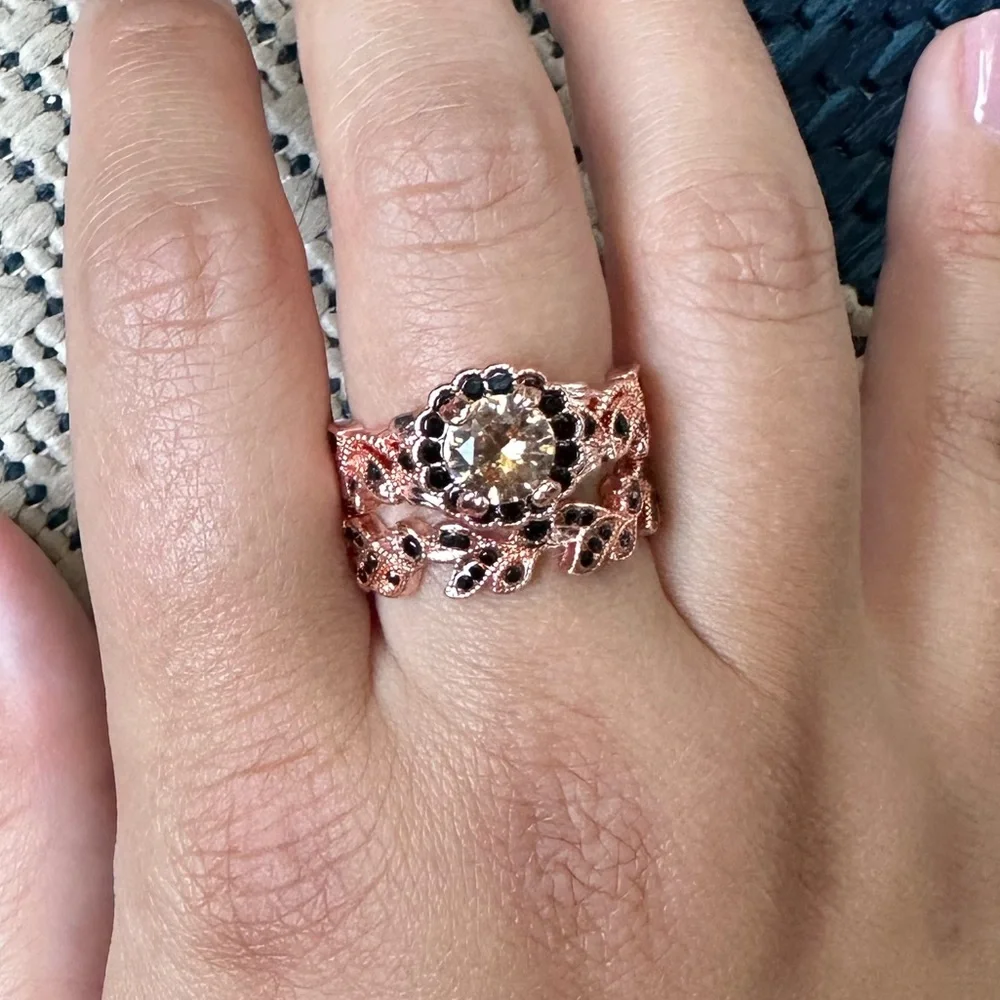 🤍 NEW Exclusive Rose Gold Double Ring with Black & Rose Sapphires